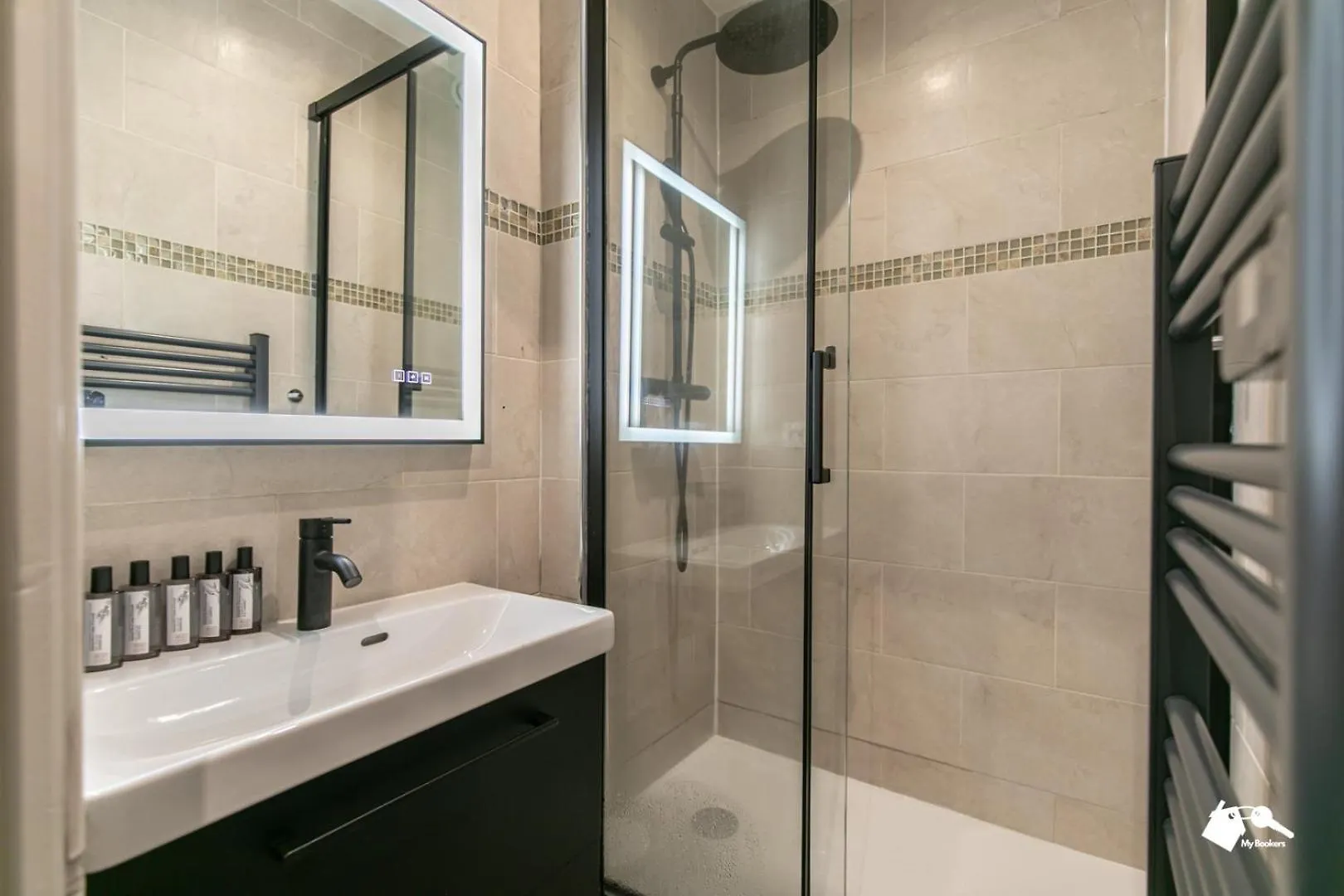 Mba - Splendide Appartement Proche Marais Paris 0*,  France